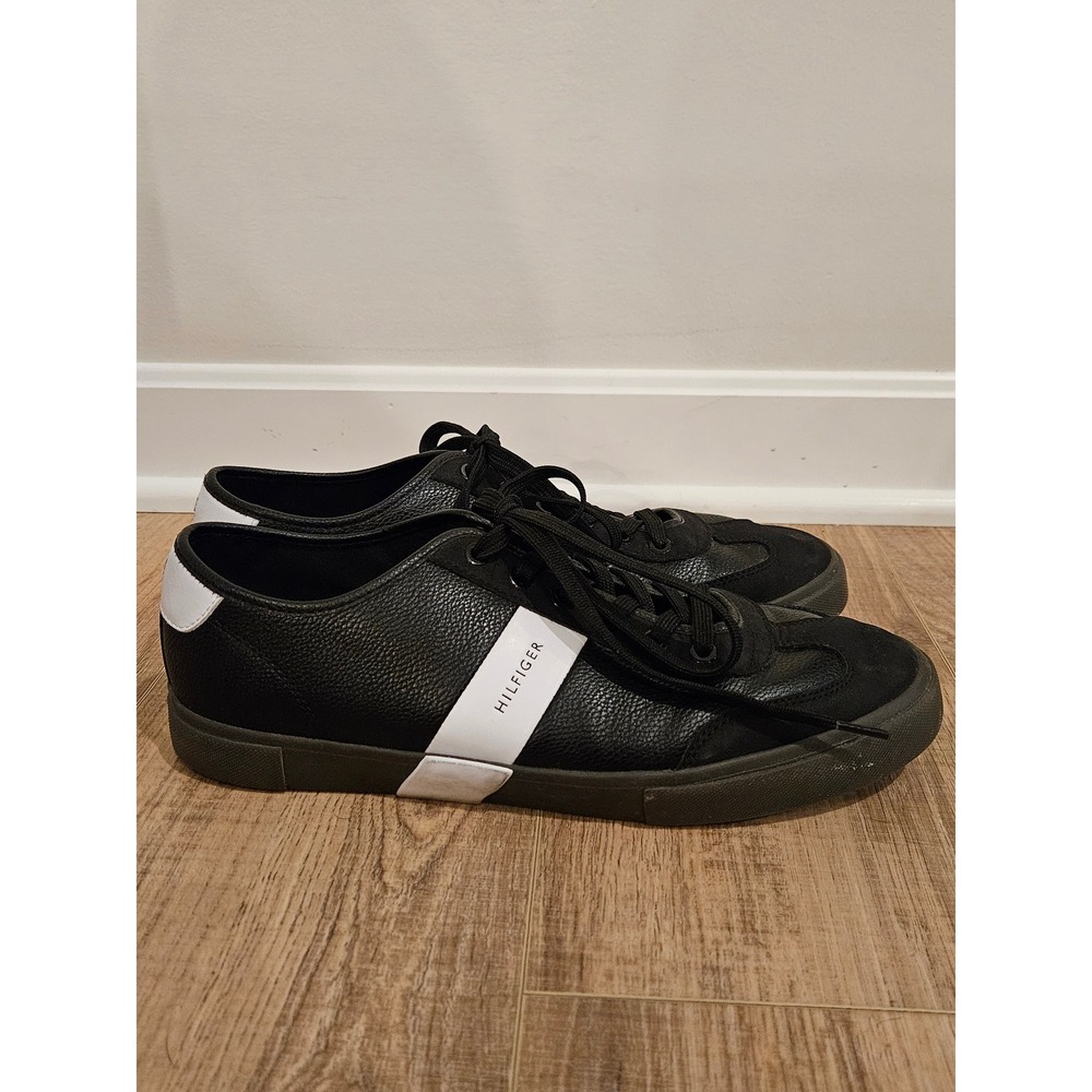 Tommy Hilfiger Pandora 2 Men's 11 Black White Low Top Casual Sneakers